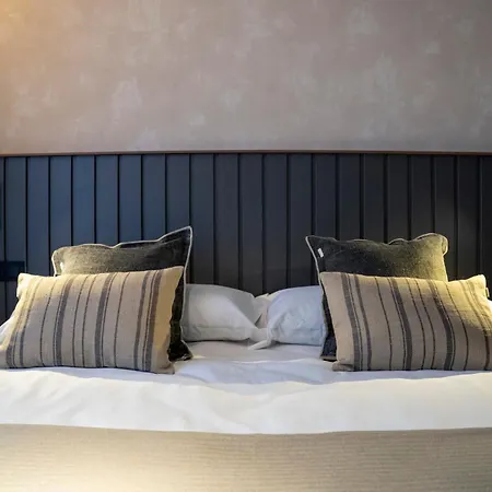 Heritage Hotel apartamentowy 4*