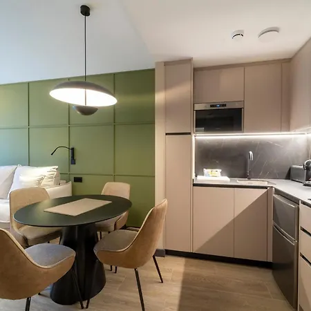 Heritage Hotel apartamentowy 4*